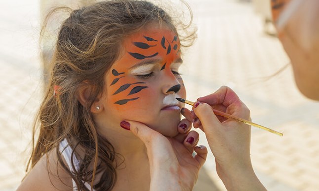 איפור פנים.jpg